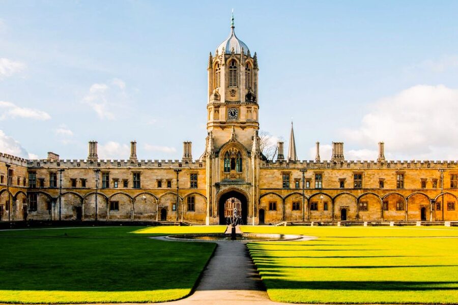Oxford: University Walking Tour with Christ Church Visit - Inside Christ Church and the Hogwarts dining hall
