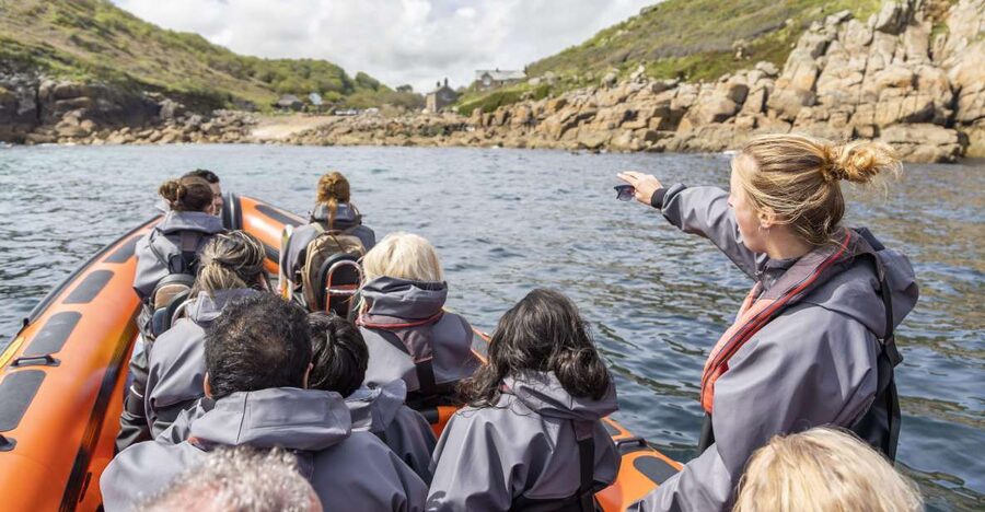 Penzance: Land's End Boat Tour with Wildlife Guides - Offshore wildlife watching at the coastal shelf