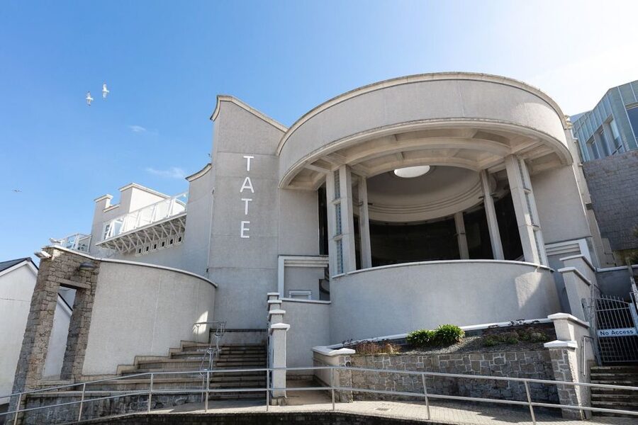 Porthmeor Beach: Tate St. Ives Gallery Entry Ticket - Ithell Colquhoun from February to May 2025