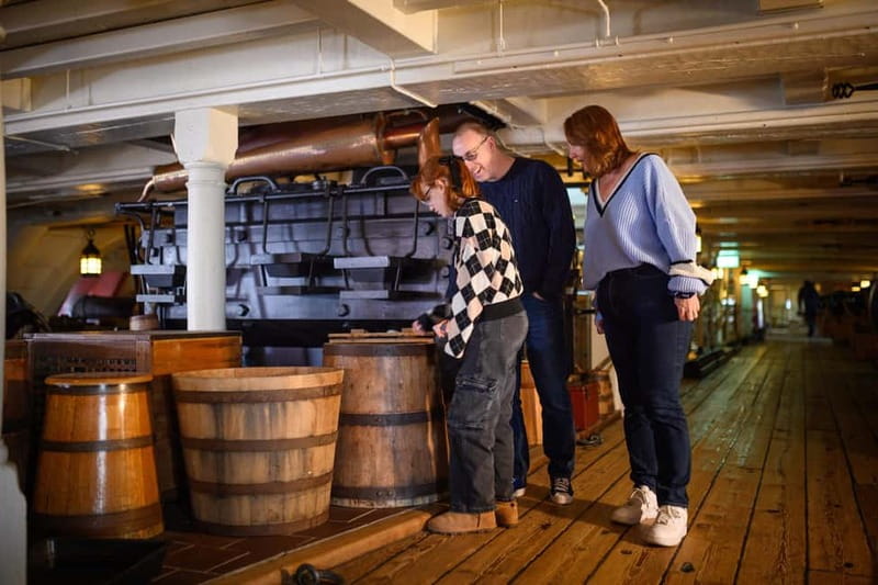 Portsmouth: HMS Victory Admission Ticket - Climbing aboard Nelson’s flagship