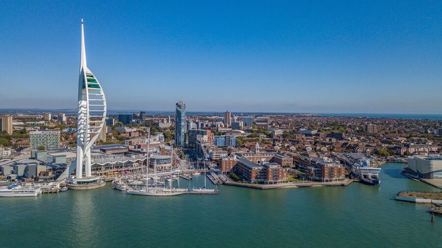 Portsmouth: Spinnaker Tower High Tea in the Clouds - Arriving at Spinnaker Tower