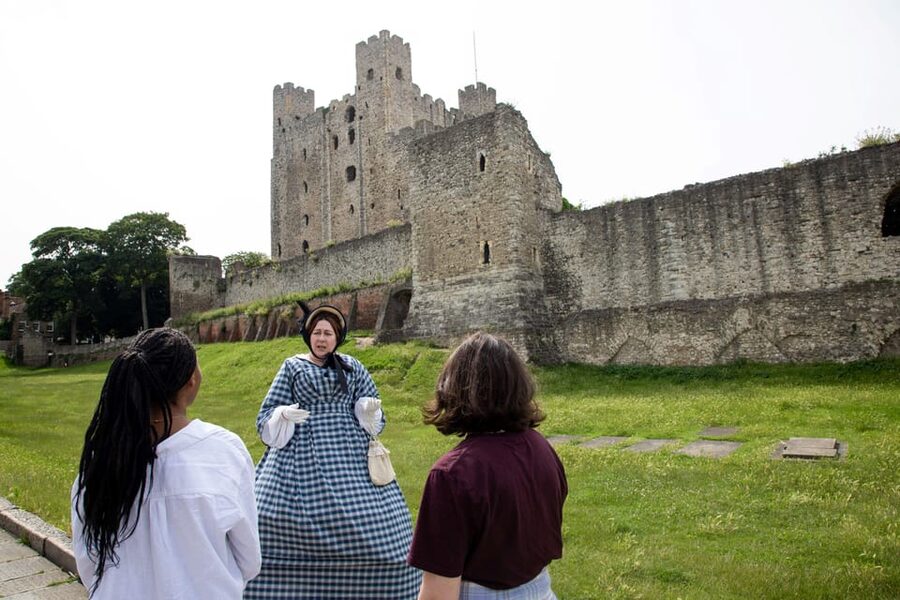 Rochester, Kent: Costumed Guided Tour - Castle Gardens and the scars of medieval siege