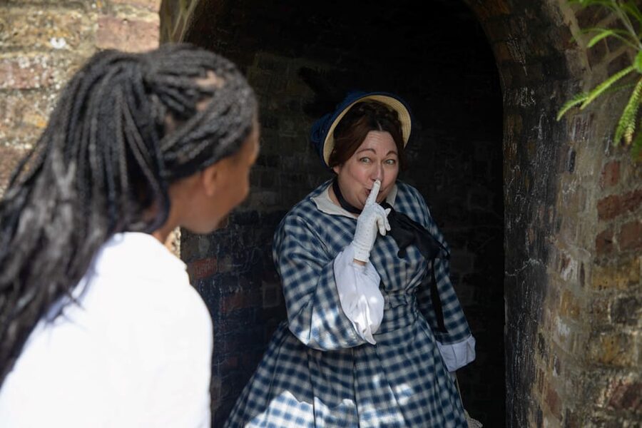 Rochester, Kent: Costumed Guided Tour - Finding the start beside Rochester station