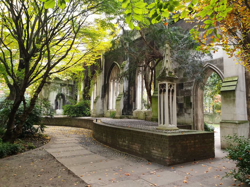 Roman Ruins to Blitz Bombings: London's Fiery History - The Great Fire and the Monument’s remarkable view