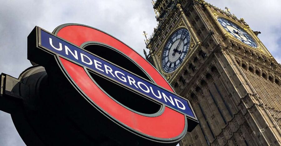 Royal London: from Saxons to Tudors & Stuarts Walking Tour - Key points to know before you book