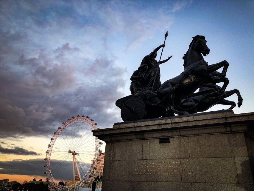 Royal London: from Saxons to Tudors & Stuarts Walking Tour - The former palace that explains royal London