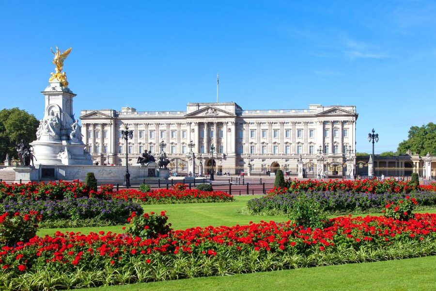 Royal London Tour incl Buckingham Palace & Changing of Guard - Entering Buckingham Palace is the day’s highlight