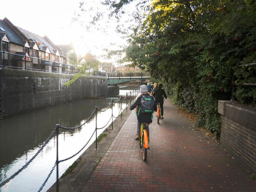 Secret London Tour by Bike - From the East End docks to Brick Lane