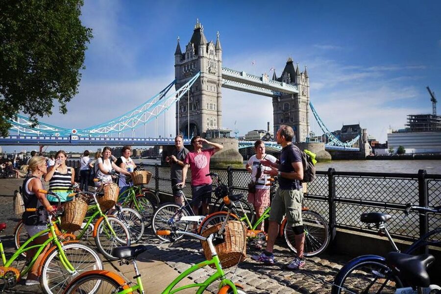 Secret London Tour by Bike - How the guides shape the afternoon