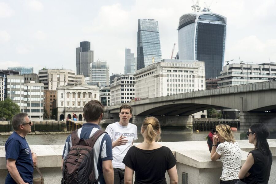 Secrets of London Bike Tour: Thames, Tower Bridge & Market - Should you book the Secrets of London Bike Tour?