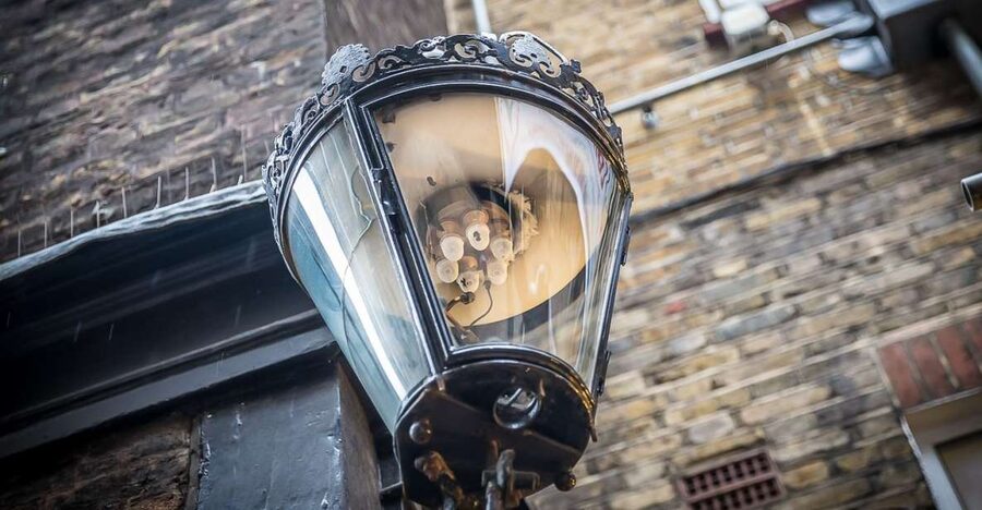 Secrets of London Walking Tour - Starting below Trafalgar Square