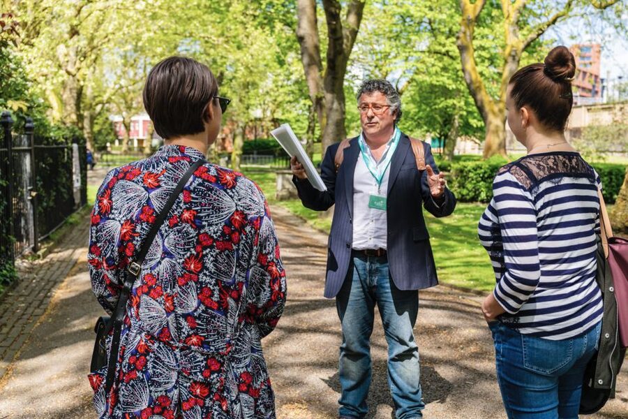 Skip the line Westminster Abbey & Guard Change Ceremonies - The walking demands are real