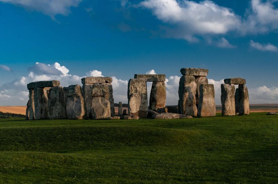 Southampton: Cruise Transfer to London via Stonehenge - The coach ride and the guides who make it better