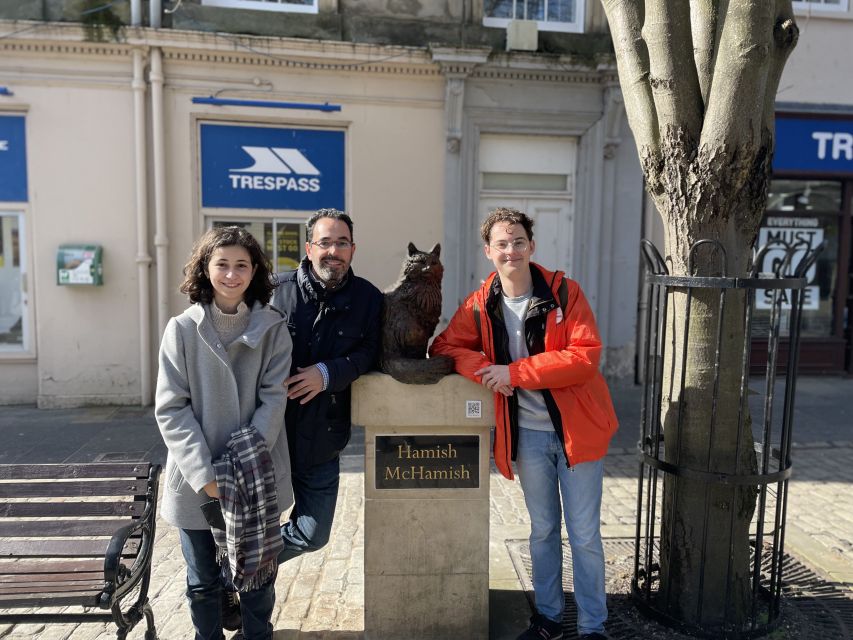 St Andrews: Town Highlights Private Guided Walking Tour - Starting at Martyrs Monument on The Scores