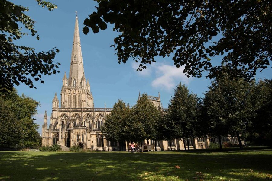 St Mary Redcliffe Church Bristol: Guided Tour - Reading Bristol’s maritime past in the church
