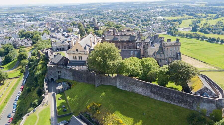 Stirling Castle: Skip-the-Line Guided Tour in Spanish - Is $45 a fair price?