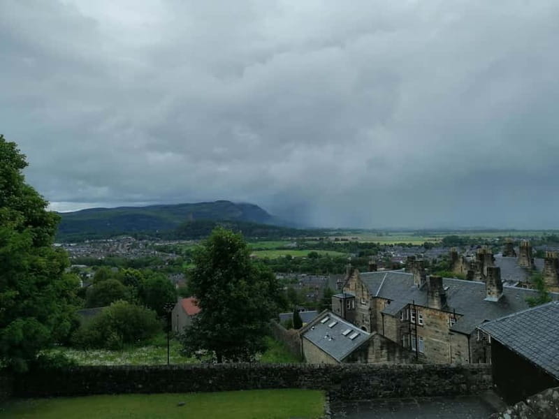 Stirling: Daily Guided Walking Tour (11am & 2pm) - Who Will Enjoy This Walk?