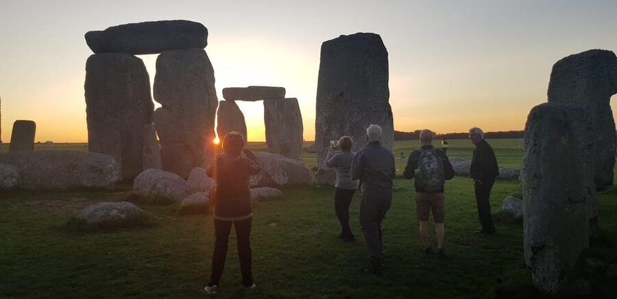 Stonehenge: App Guided Tour + Admission Included - What the app guide adds, and where it falls short