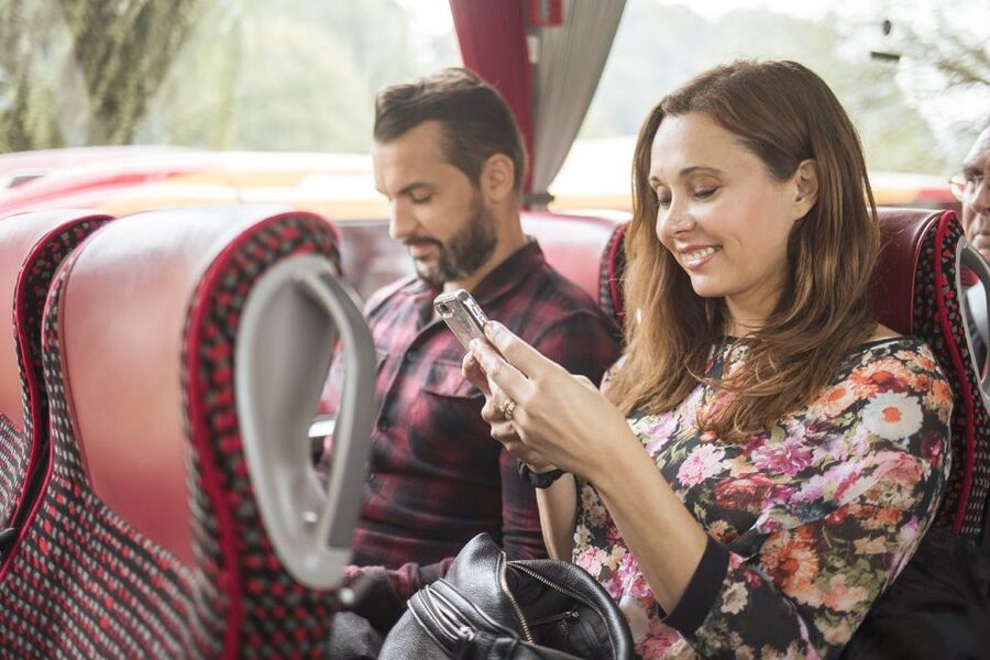 Stonehenge & Bath: Full-Day Coach Tour from London - Reaching Stonehenge by coach