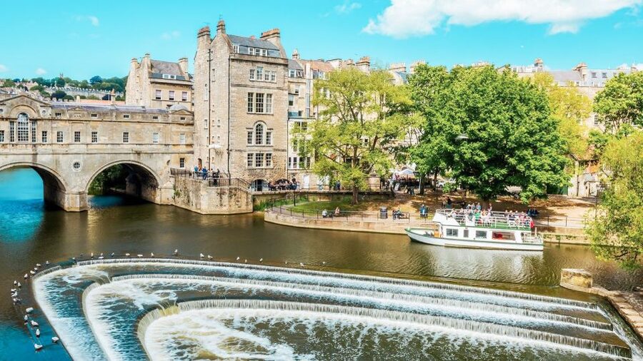 Stonehenge & Bath: Full-Day Coach Tour from London - Your two and a half hours in Bath
