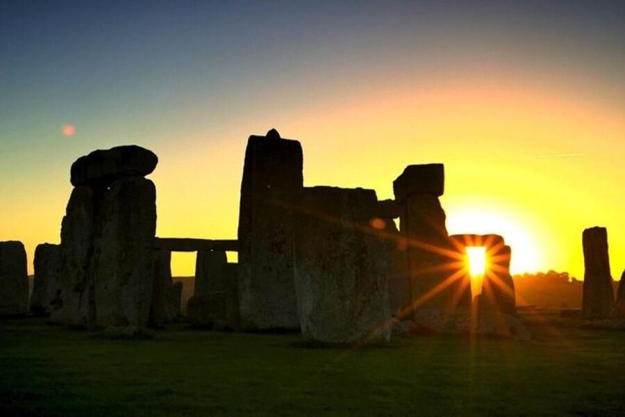 Stonehenge Special Access - Evening Tour from London - Who should book this Stonehenge tour?