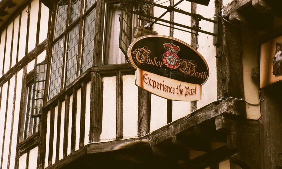 Stratford-upon-Avon: Lantern-Lit Ghost Tour at Tudor World - Entering Tudor World after dark