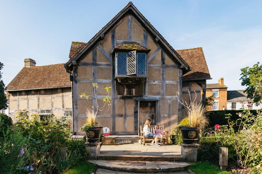 Stratford-upon-Avon: Shakespeare's Birthplace Ticket - Starting on Henley Street at Shakespeare’s Centre