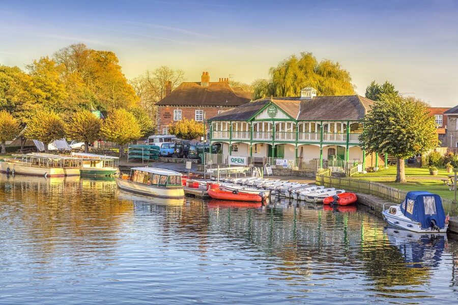 Stratford-Upon-Avon: The Famous Walk Talk Show - Why this Stratford walking tour works