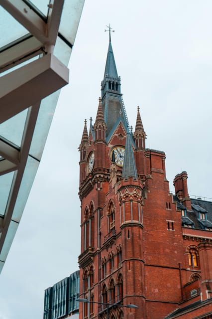 The most complete and exclusive Harry Potter tour in London - London Bridge, Southwark Cathedral, and the Leaky Cauldron