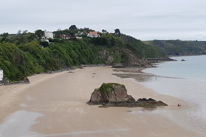 The Wandering Bard's Mythical West Wales Tour - Welsh stories between the stops