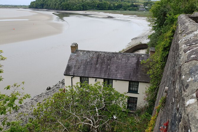 The Wandering Bard's Mythical West Wales Tour - The vehicle, group size, and pace