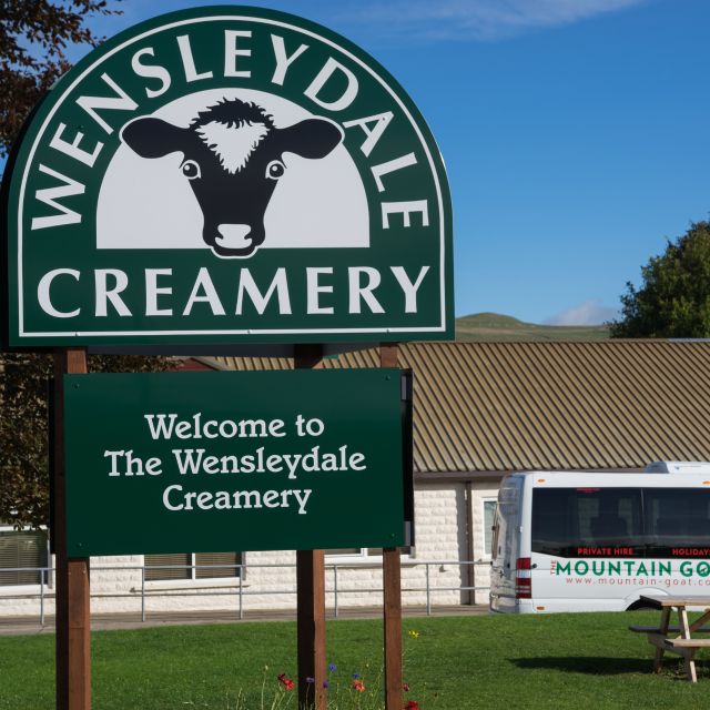 The Yorkshire Dales Tour from York - Hawes and the feel of a Dales town