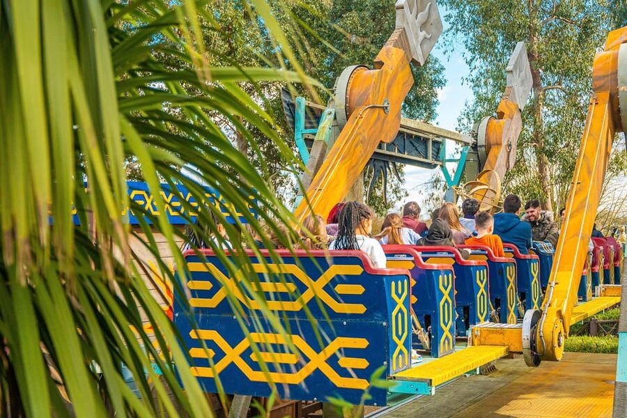 THORPE PARK Resort: Entrance Ticket - Food, warmth, and the practical side of the park