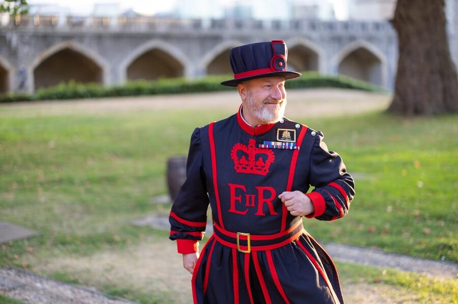 Tower of London: After-Hours Tour with Ceremony of the Keys - Practical advice for the evening