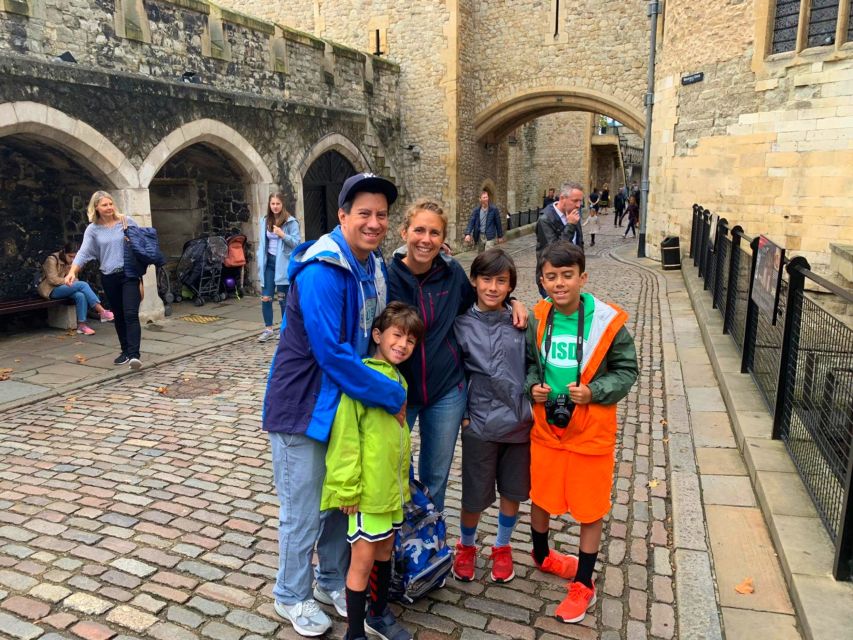 Tower of London Kid-Friendly Private Tour - Is $411 per person good value?