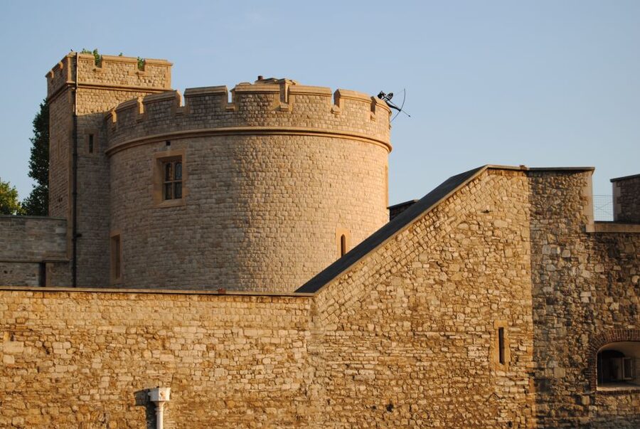 Tower of London Private Guided Tour - Price, timing, and the meeting point