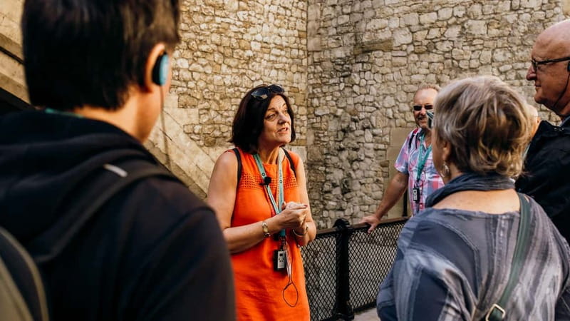 Tower of London Tour with Crown Jewels, plus River Cruise - Key points to know before booking