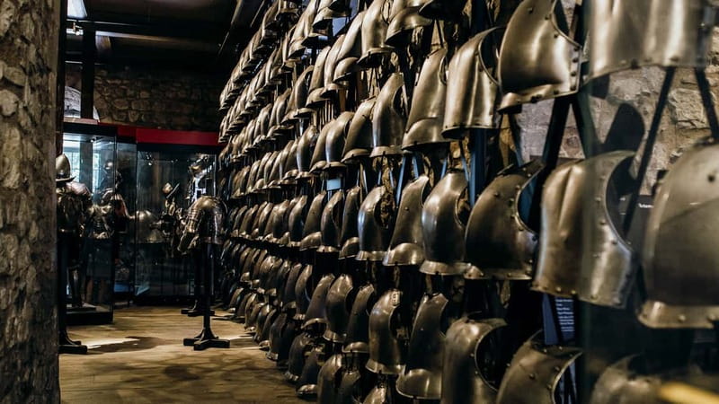 Tower of London Tour with Crown Jewels, plus River Cruise - The White Tower and 35 minutes of armor
