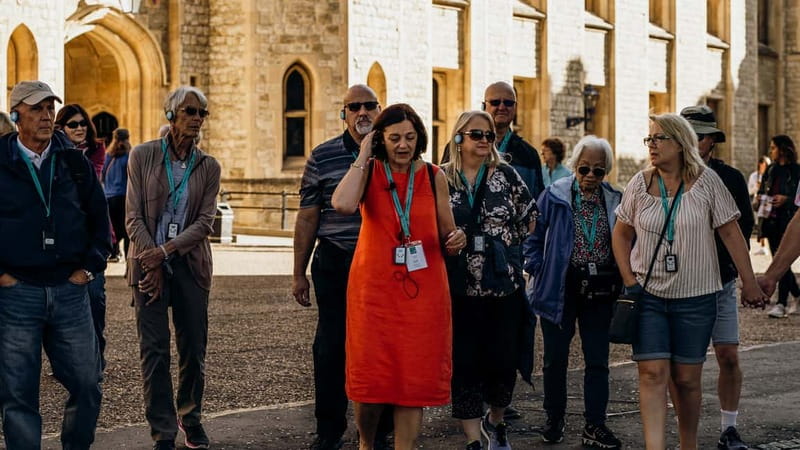 Tower of London Tour with Crown Jewels, plus River Cruise - What you can do after the guided route