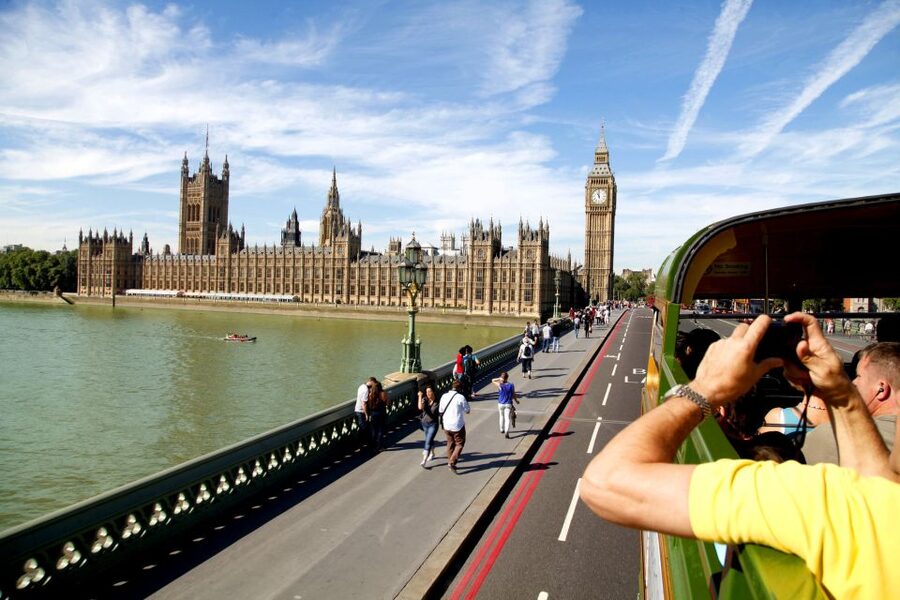 Vintage Double Decker Bus Tour & Thames River Cruise - The Thames from London Bridge to Westminster Pier