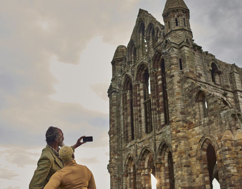 Whitby: Whitby Abbey Ticket - Walking Through the Gothic Ruins