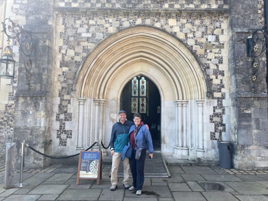 Winchester: Historic Castles and Cathedrals Walking Tour - The Great Hall and King Arthur’s Round Table