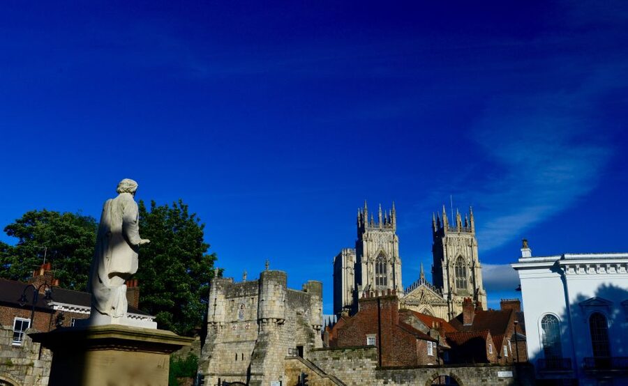 York: City Highlights Small Group Walking Tour - Why this York walk works so well