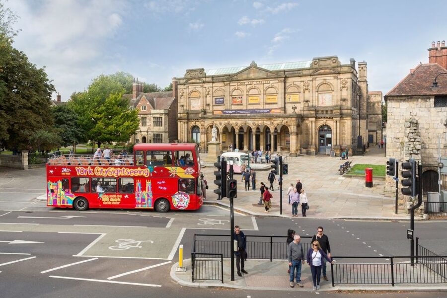 York: City Sightseeing Hop-On Hop-Off Bus Tour - Blossom Street, The Mount and Mount Vale