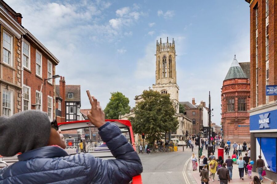 York: City Sightseeing Hop-On Hop-Off Bus Tour - Live guides, audio tracks and the open-top deck