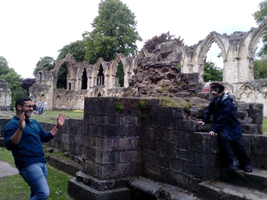 York: Harry Potter Guided Walking Tour - St Mary’s Abbey and York’s atmospheric ruins