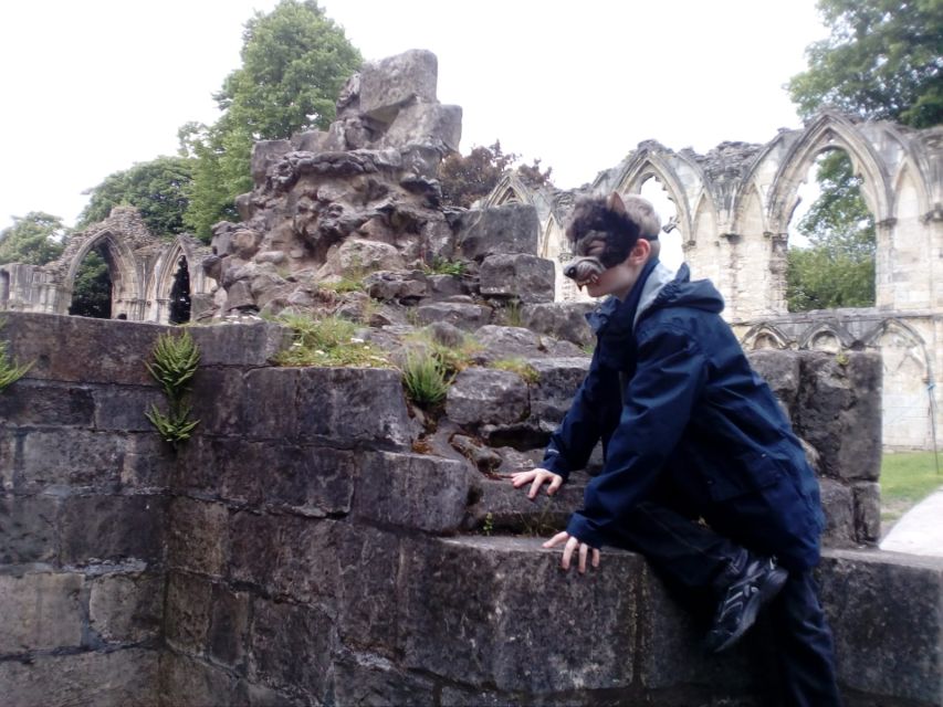 York: Harry Potter Guided Walking Tour - York City Walls: views with a wizarding mood