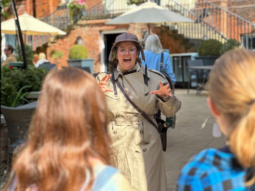 York: Historical Gems Tour & A Taste of York Chocolate - Museum Gardens and Exhibition Square