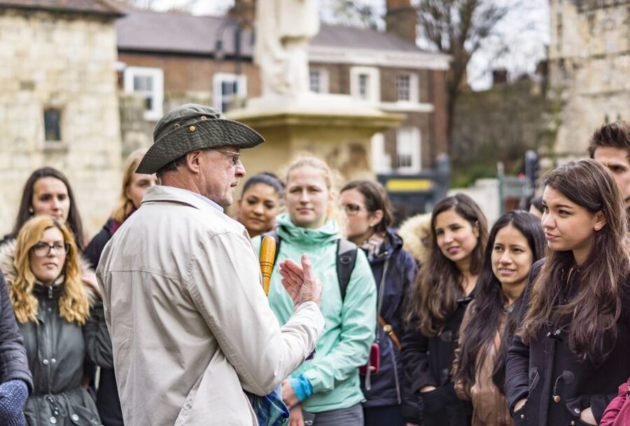 York: Private Bespoke History Walking Tour - What the private format really adds