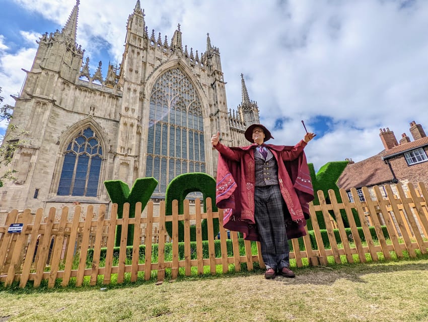 York: Wizard Walk of York Tour - Magic, Comedy & Family Fun - York Minster and St. William’s College